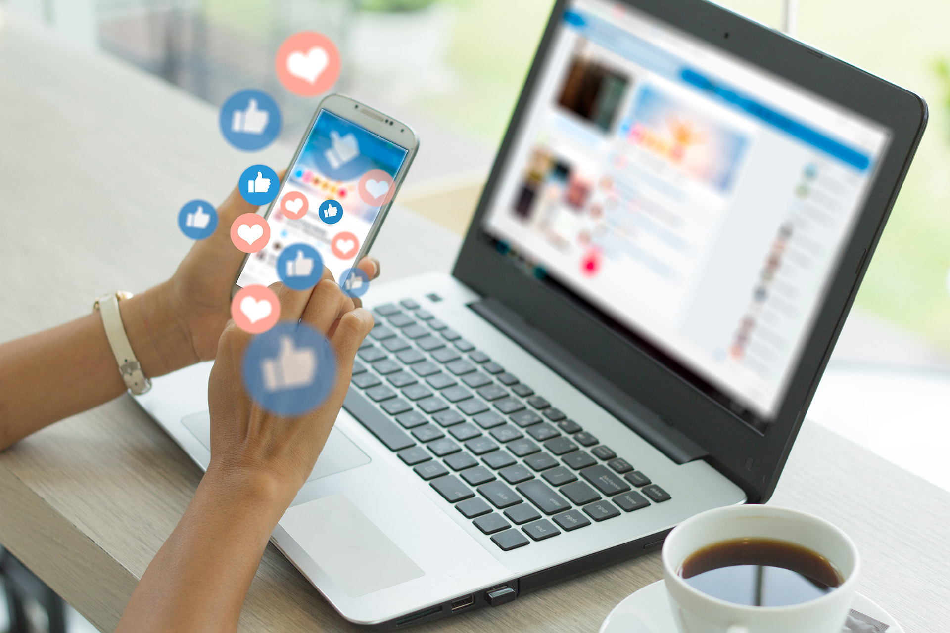 Réseaux Sociaux : stratégie et community management